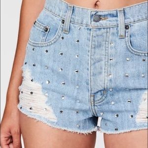 Carmar EUC rhinestone Titania denim shorts 🔥